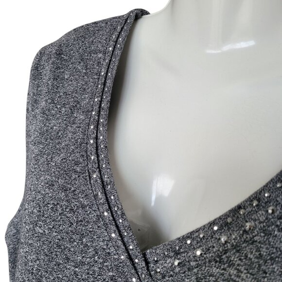 LONG SLEEVE GREY SWEATER WITH STUDDED V-NECK SIZE XL - Picture 3 of 9